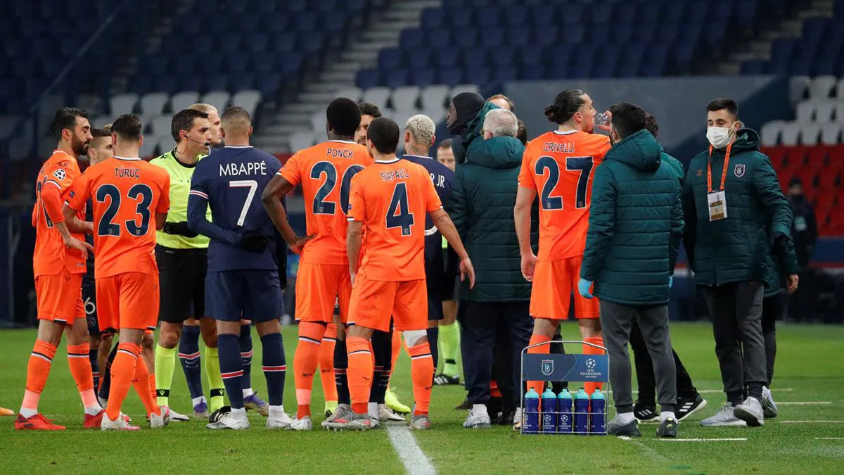 Champions League: Neymar và đồng đội PSG bỏ trận đấu để phản đối phân biệt chủng tộc - Ảnh 1. Champions League: Neymar và đồng đội PSG bỏ trận đấu để phản đối phân biệt chủng tộc - Ảnh 1.