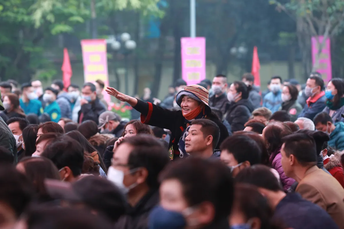 [Ảnh] Người hồ hởi, người bịn rịn ở ngày hội tòng quân Thủ đô 2020 - Ảnh 5.