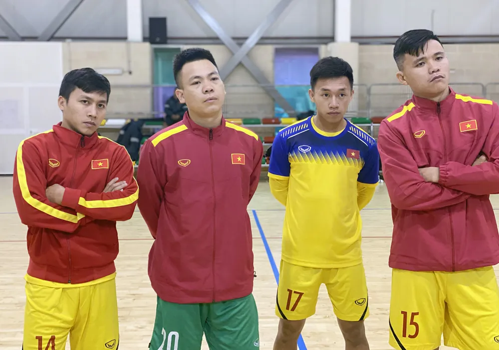 ĐT futsal Việt Nam tích cực chuẩn bị cho trận giao hữu thứ hai tại Tây Ban Nha - Ảnh 5. ĐT futsal Việt Nam tích cực chuẩn bị cho trận giao hữu thứ hai tại Tây Ban Nha - Ảnh 5.