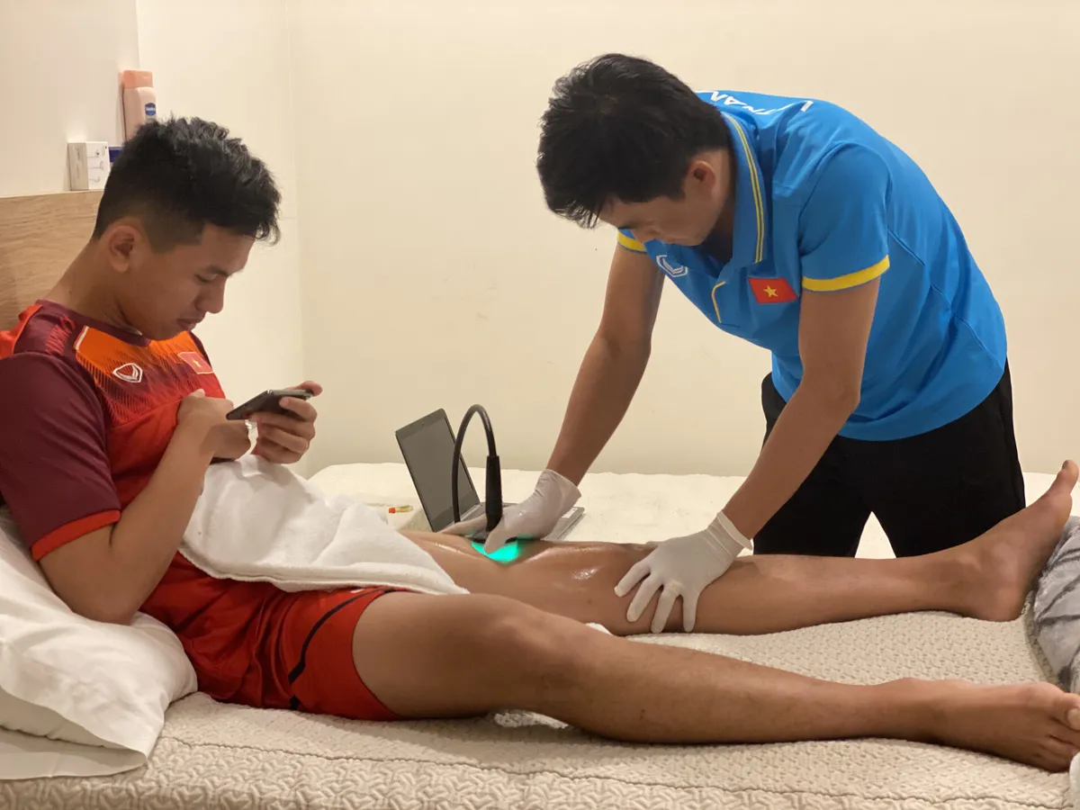 ĐT futsal Việt Nam tích cực chuẩn bị cho trận giao hữu thứ hai tại Tây Ban Nha - Ảnh 10. ĐT futsal Việt Nam tích cực chuẩn bị cho trận giao hữu thứ hai tại Tây Ban Nha - Ảnh 10.