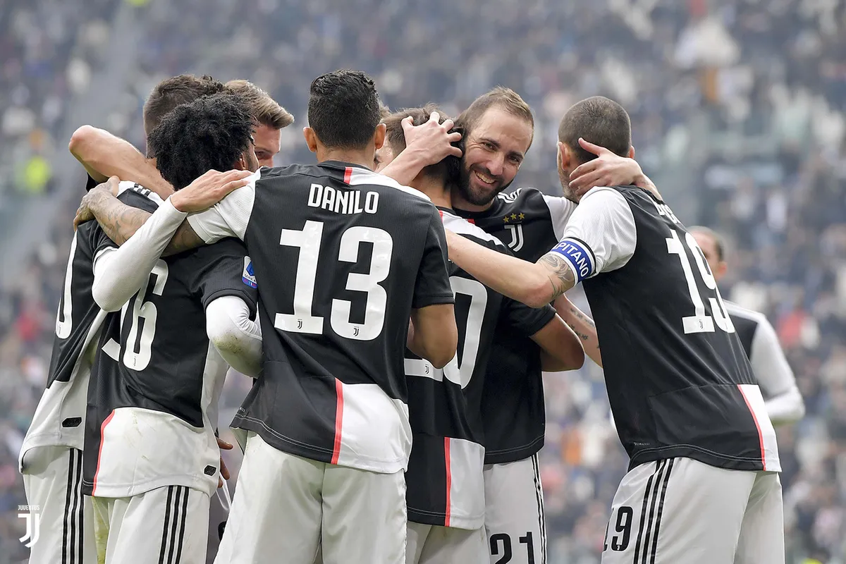 Juventus 2-0 Brescia: Chiến thắng trong ngày vắng Ronaldo - Ảnh 2. Juventus 2-0 Brescia: Chiến thắng trong ngày vắng Ronaldo - Ảnh 2.