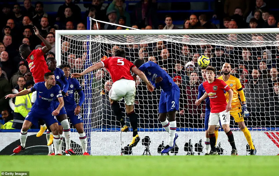 Chelsea 0-2 Manchester United: Chelsea thua trận thứ 3 liên tiếp trước M.U - Ảnh 4. Chelsea 0-2 Manchester United: Chelsea thua trận thứ 3 liên tiếp trước M.U - Ảnh 4.