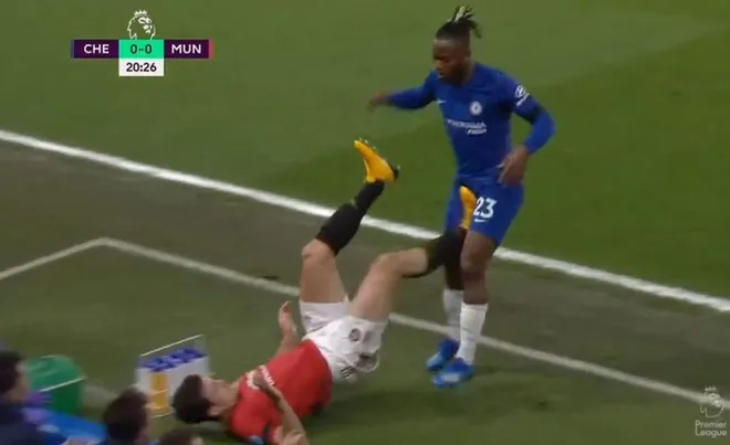 Chelsea 0-2 Manchester United: Chelsea thua trận thứ 3 liên tiếp trước M.U - Ảnh 6. Chelsea 0-2 Manchester United: Chelsea thua trận thứ 3 liên tiếp trước M.U - Ảnh 6.