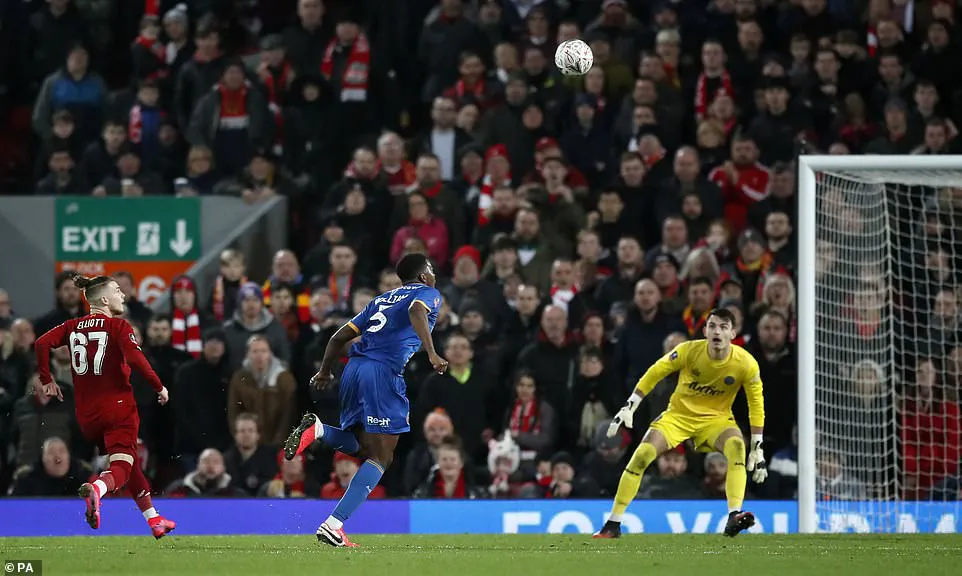 Đá lại vòng 4 cúp FA: Liverpool và Newcastle nhọc nhằn bước tiếp - Ảnh 2.