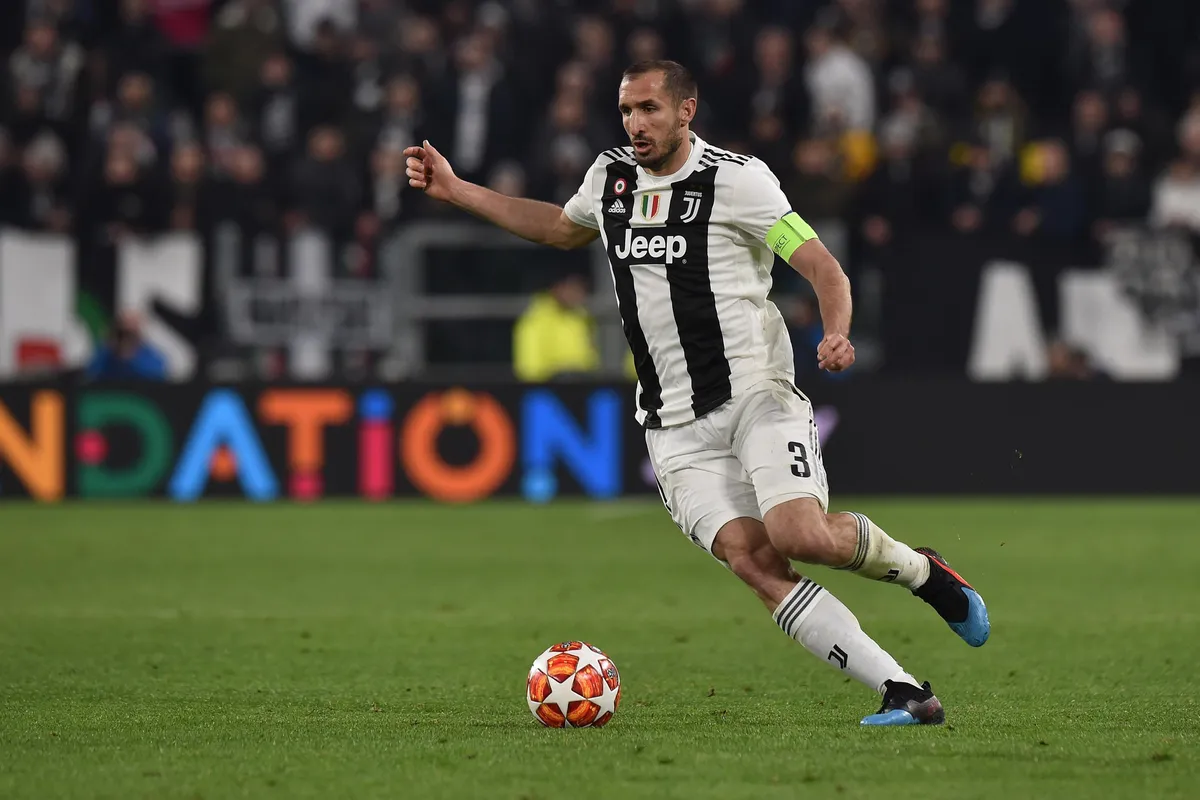 Ronaldo và đội hình ngôi sao... trên 35 tuổi - Ảnh 4. Ronaldo và đội hình ngôi sao... trên 35 tuổi - Ảnh 4.