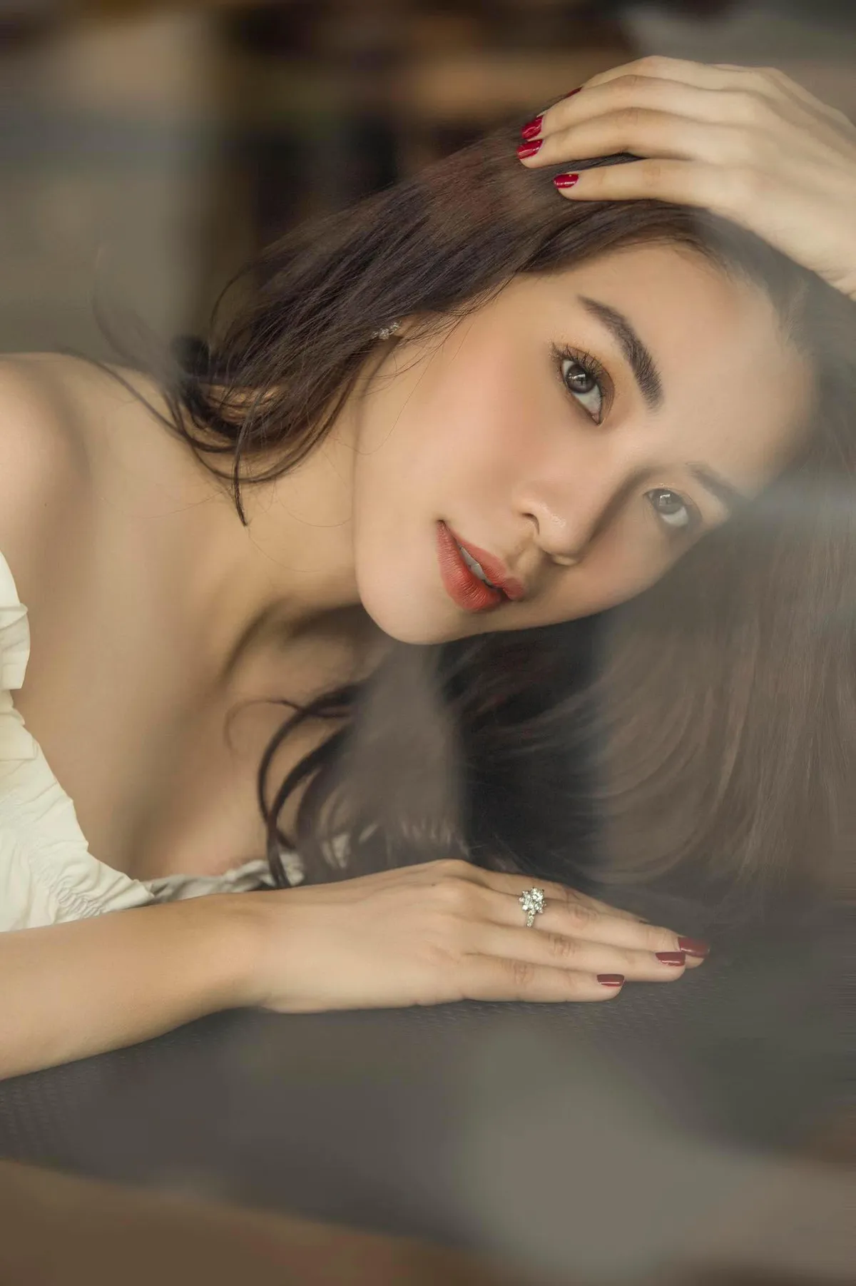 Rũ bỏ h&igrave;nh tượng n&oacute;ng bỏng, sexy, diễn vi&ecirc;n Ng&ocirc; Phương Anh nữ t&iacute;nh, ngọt ng&agrave;o trong bộ ảnh mới - Ảnh 1.