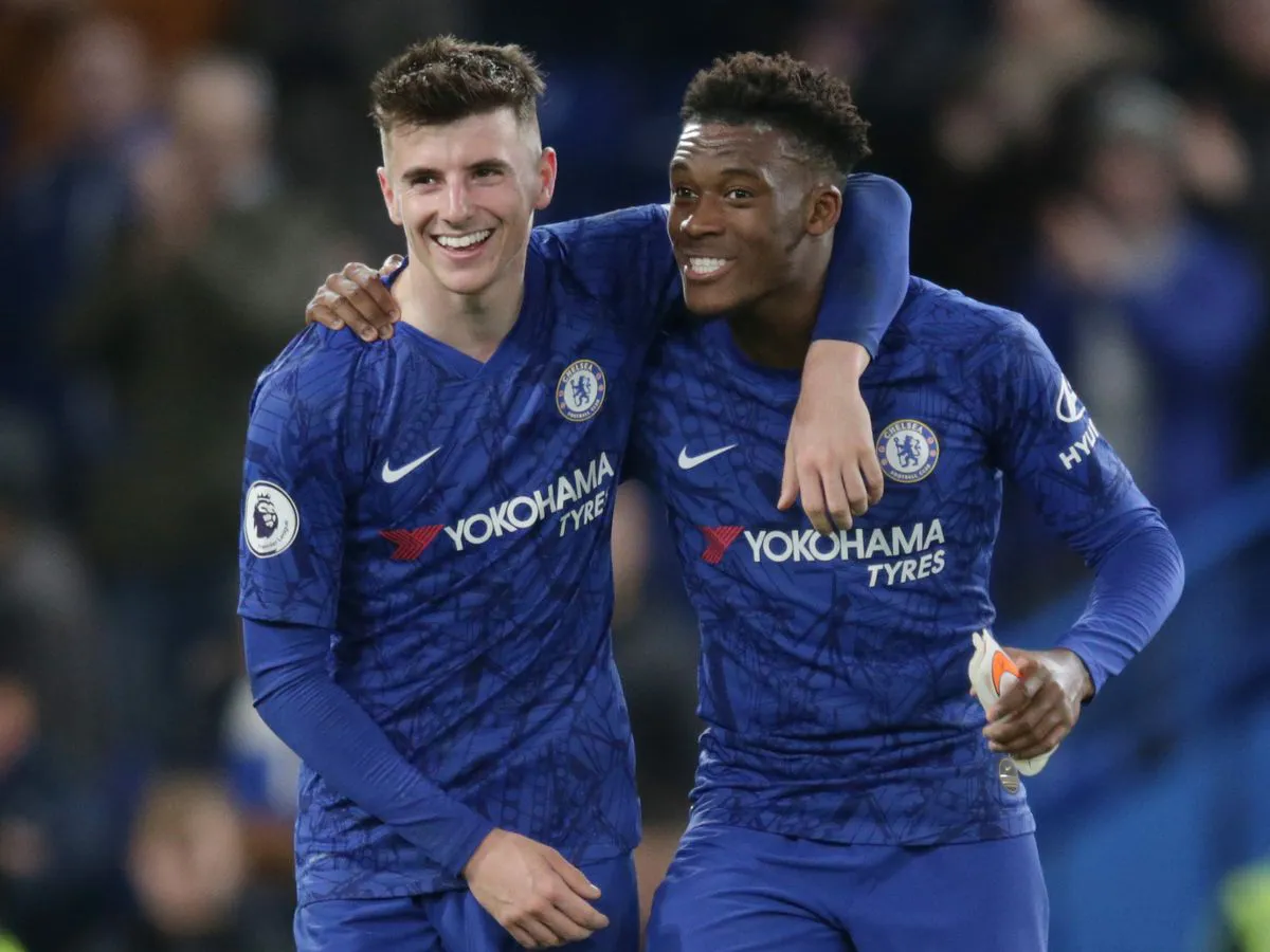 Trốn cách ly đi đá bóng với bạn, Mason Mount khiến Chelsea nổi giận - Ảnh 1. Trốn cách ly đi đá bóng với bạn, Mason Mount khiến Chelsea nổi giận - Ảnh 1.