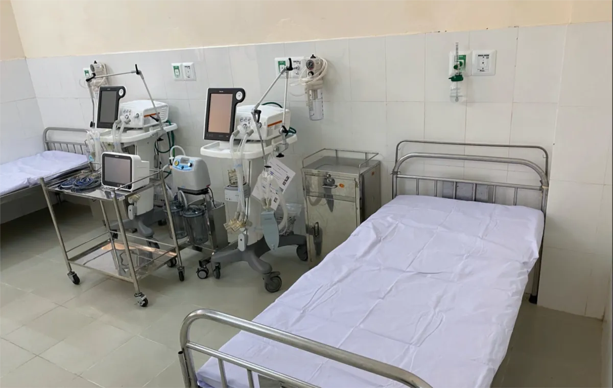 TP.HCM: Bệnh viện thứ hai chuyên tiếp nhận điều trị bệnh COVID-19 đi vào hoạt động - Ảnh 6.