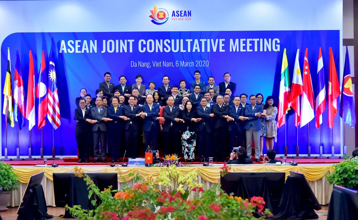 Quan chức cấp cao các trụ cột Cộng đồng ASEAN ủng hộ sáng kiến do Việt Nam đề xuất  - Ảnh 3.