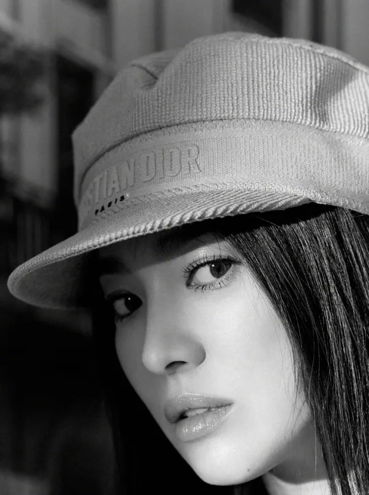 Song Hye Kyo xinh đẹp trên Harper’s Bazaar tháng 3 - Ảnh 13.