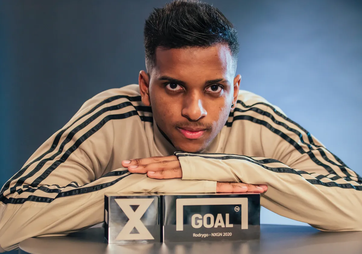 Rodrygo giành danh hiệu cầu thủ trẻ hay nhất thế giới 2020 - Ảnh 1. Rodrygo giành danh hiệu cầu thủ trẻ hay nhất thế giới 2020 - Ảnh 1.