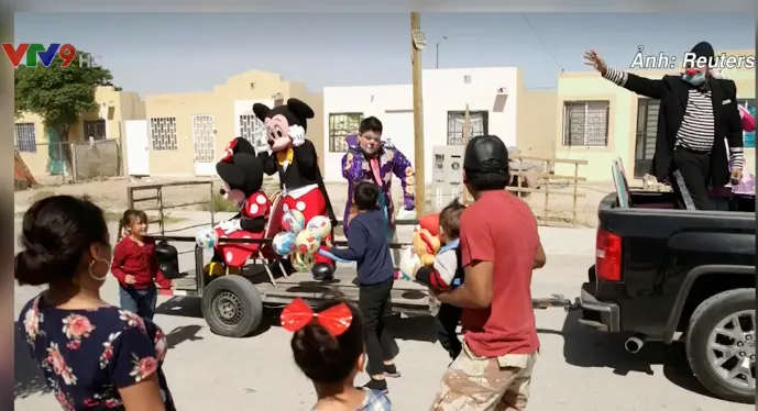 Lễ Phục sinh kỳ lạ nhất từ trước đến nay v&igrave; COVID-19 - Ảnh 3.