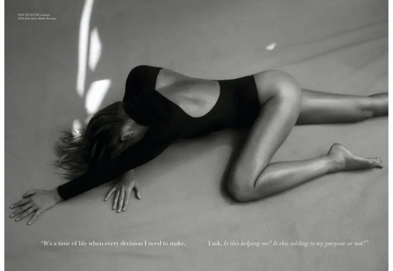 Ở tuổi 56, Elle Macpherson khiến các cô gái ghen tỵ vì thân hình quá chuẩn - Ảnh 7. Ở tuổi 56, Elle Macpherson khiến các cô gái ghen tỵ vì thân hình quá chuẩn - Ảnh 7.