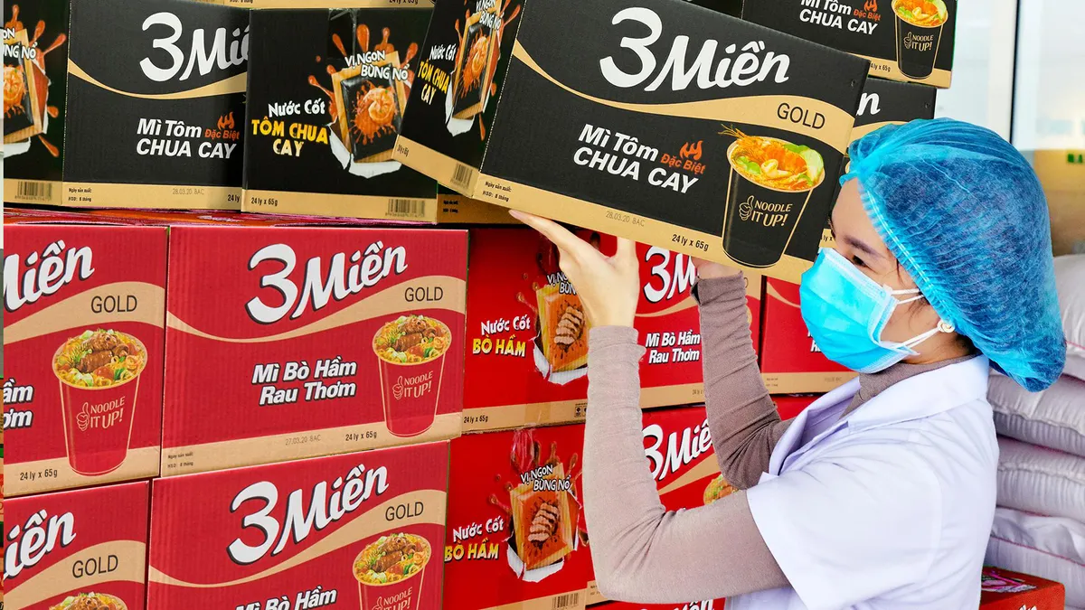 Uniben trao tặng 150.000 bữa ăn dinh dưỡng cho đội ngũ y b&aacute;c sĩ - Ảnh 3.