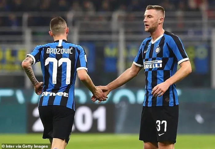 Lukaku phải xin lỗi Inter Milan vì tung fake news về COVID-19 - Ảnh 1. Lukaku phải xin lỗi Inter Milan vì tung fake news về COVID-19 - Ảnh 1.