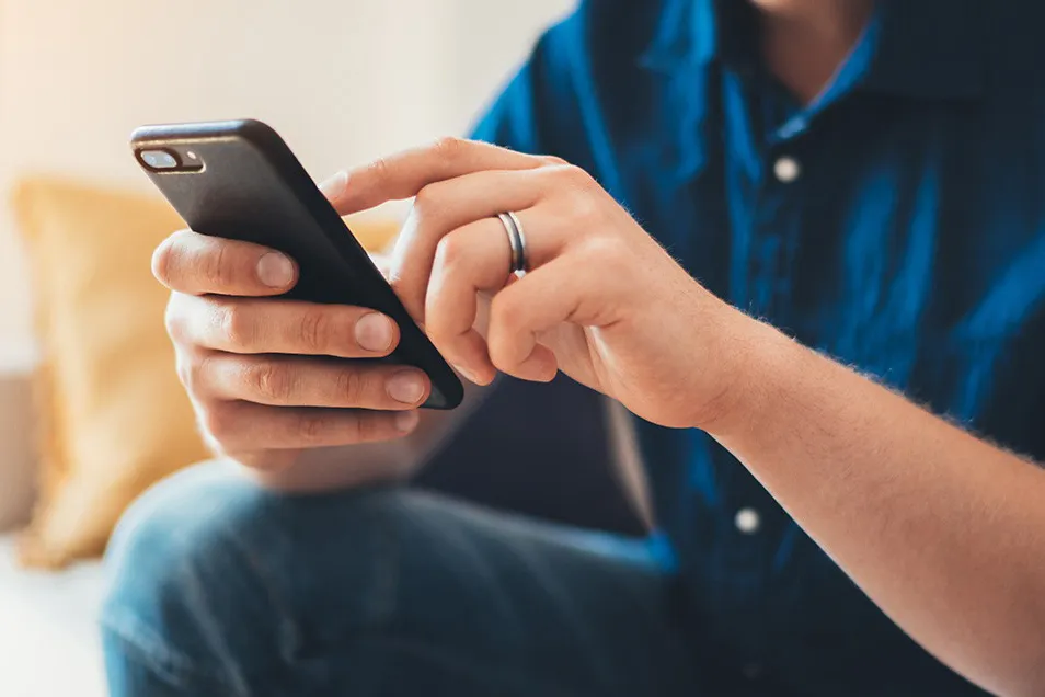 Ứng dụng Apple Mail cho iPhone có thể dễ bị phần mềm độc hại tấn công - Ảnh 1. Ứng dụng Apple Mail cho iPhone có thể dễ bị phần mềm độc hại tấn công - Ảnh 1.