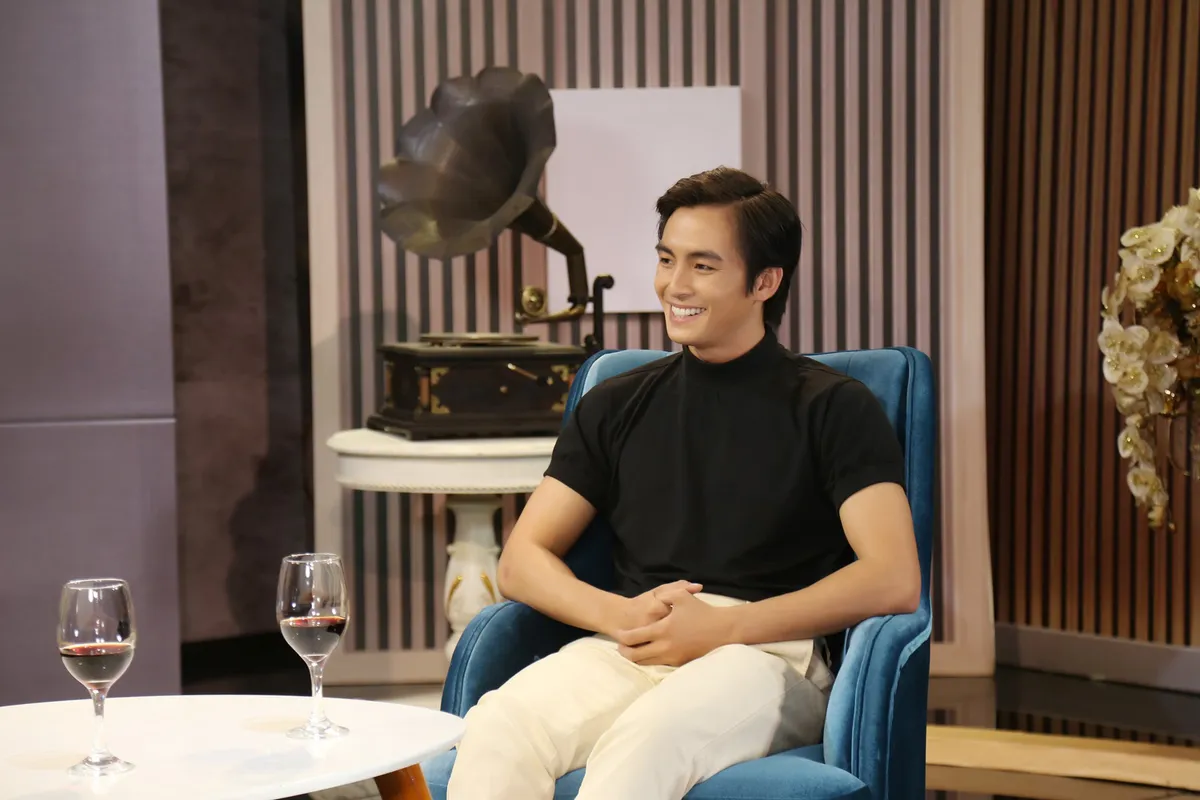 L&atilde;nh Thanh chia sẻ về cảnh n&oacute;ng đồng t&iacute;nh trong phim Thưa mẹ con đi - Ảnh 2.