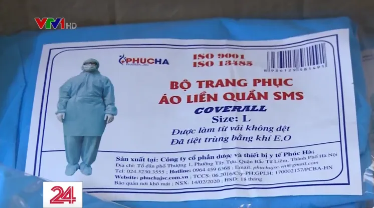 Hà Nội: Triệt phá tổng kho cung cấp hàng ngàn bộ quần áo bảo hộ y tế giả - Ảnh 1.