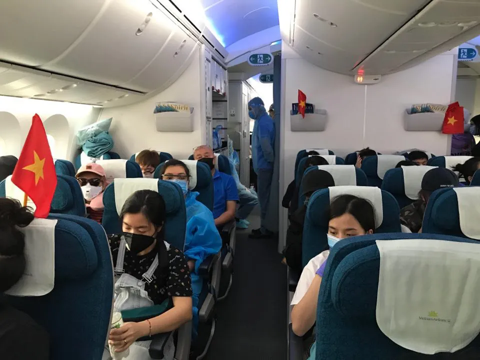 Những g&igrave; đ&atilde; xảy ra trong chuyến bay đặc biệt VN1 từ Mỹ trở về? - Ảnh 3.