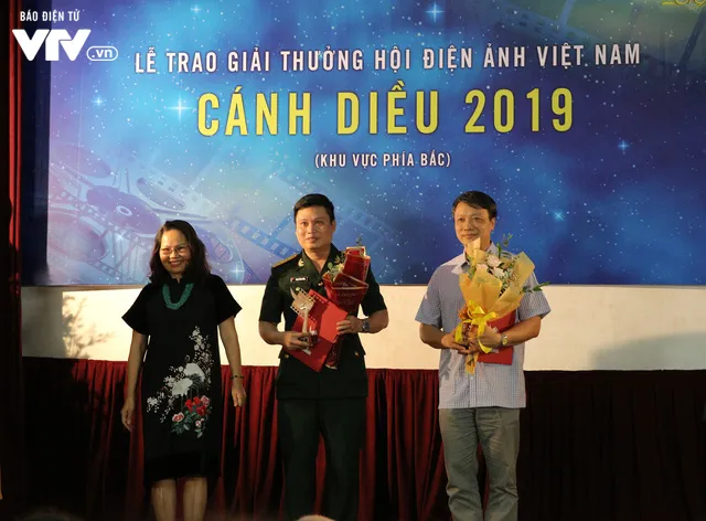 Nhìn lại những hình ảnh đáng nhớ tại lễ trao giải Cánh diều 2019 - Ảnh 4.