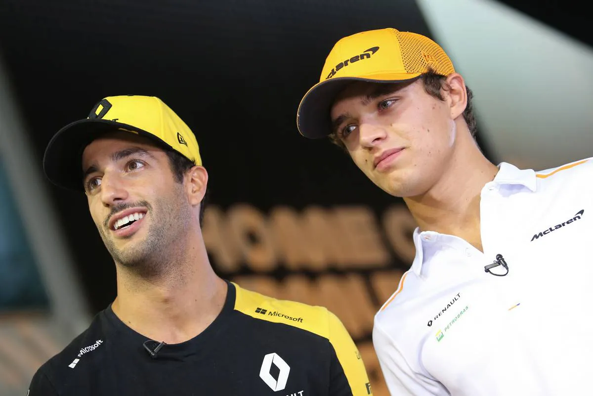 Chia tay Renault, Daniel Ricciardo gia nhập McLaren - Ảnh 1. Chia tay Renault, Daniel Ricciardo gia nhập McLaren - Ảnh 1.