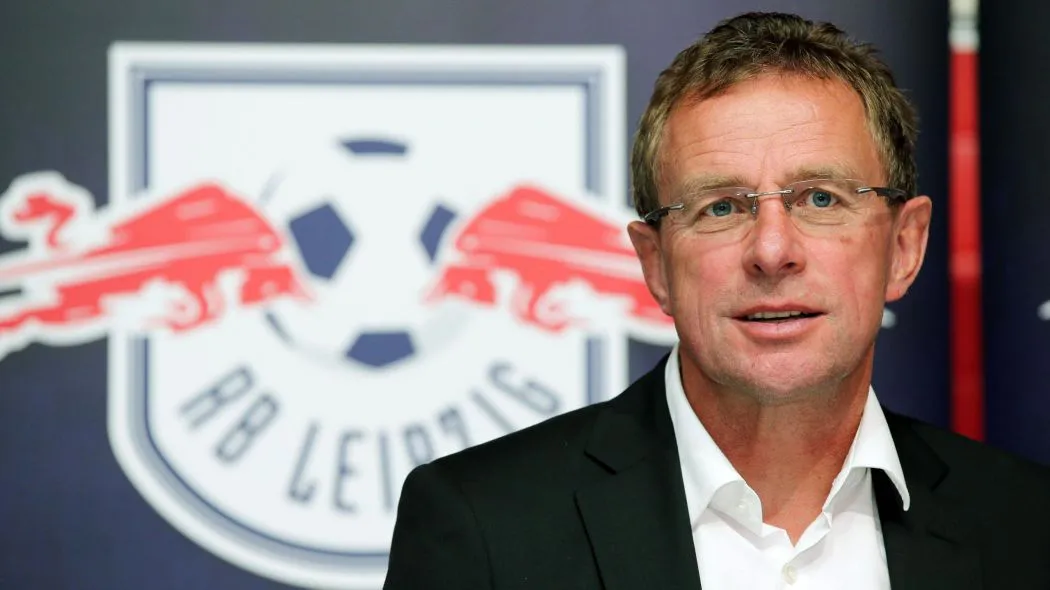 Ralf Rangnick v&agrave; cuộc c&aacute;ch mạng đặc biệt về huấn luyện tại Italia - Ảnh 1.
