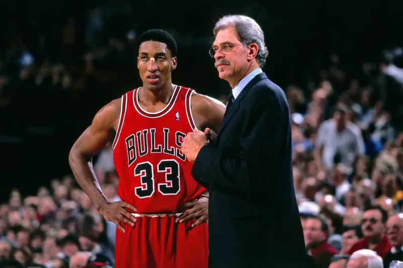 Những ngôi sao bị lu mờ bởi Michael Jordan - Ảnh 2. Những ngôi sao bị lu mờ bởi Michael Jordan - Ảnh 2.