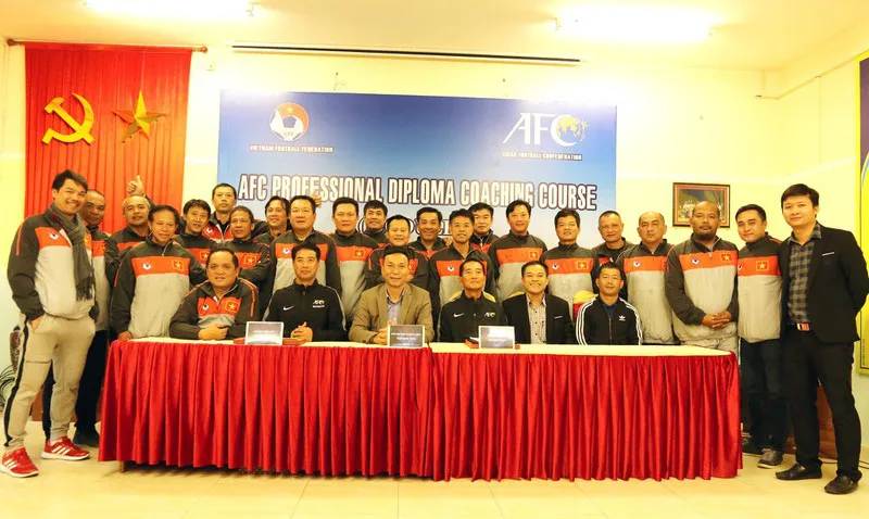 Lộ diện tân Giám đốc kỹ thuật của bóng đá Việt Nam - Ảnh 1. Lộ diện tân Giám đốc kỹ thuật của bóng đá Việt Nam - Ảnh 1.