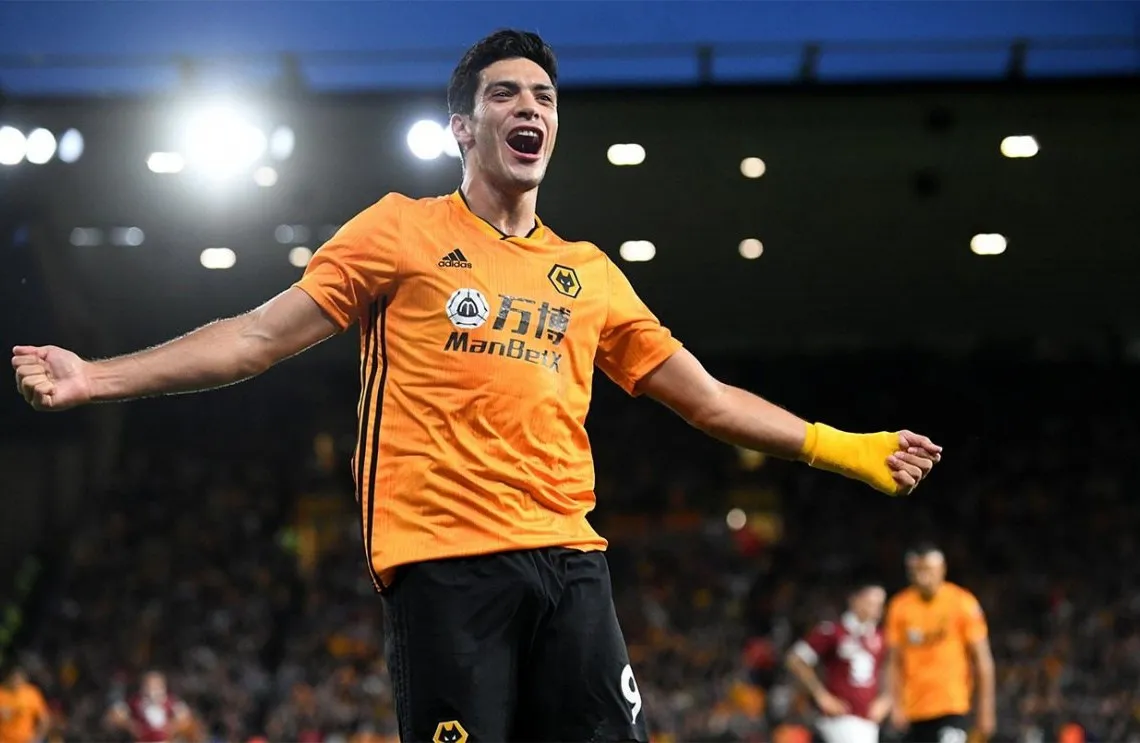 Top 10 cầu thủ săn bàn đáng sợ nhất châu Âu 2019/20 - Ảnh 9. Top 10 cầu thủ săn bàn đáng sợ nhất châu Âu 2019/20 - Ảnh 9.