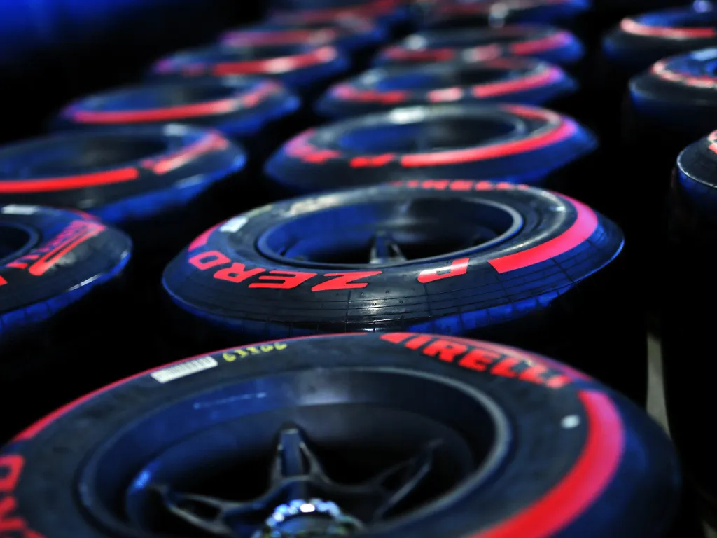 Pirelli đưa ra tiêu chuẩn mới về lốp ở mùa giải 2020 - Ảnh 1. Pirelli đưa ra tiêu chuẩn mới về lốp ở mùa giải 2020 - Ảnh 1.