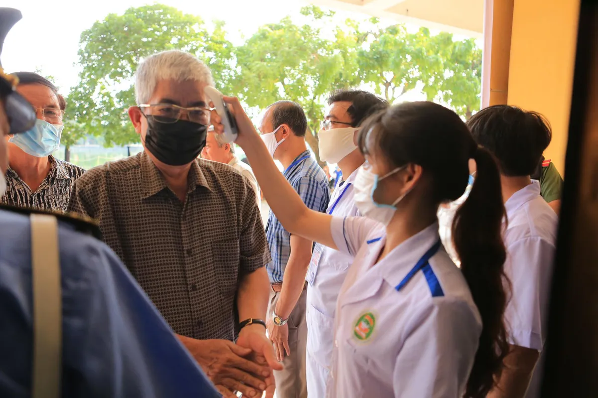 ẢNH: DNH Nam Định thắng thuyết phục, loại Hoàng Anh Gia Lai khỏi Cúp Quốc gia 2020 - Ảnh 3. ẢNH: DNH Nam Định thắng thuyết phục, loại Hoàng Anh Gia Lai khỏi Cúp Quốc gia 2020 - Ảnh 3.