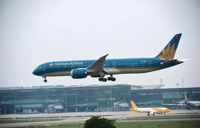 Vietnam Airlines khôi phục hoàn toàn số chuyến bay nội địa - Ảnh 1.