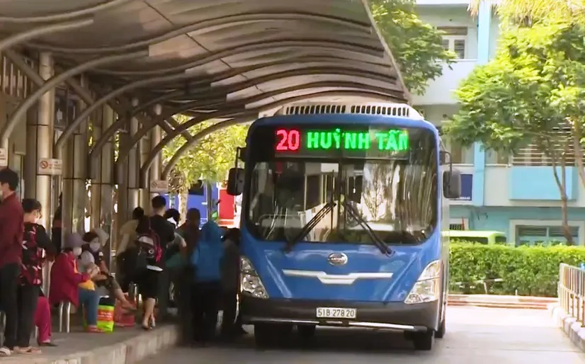 Xe bus kém thu hút, TP.HCM tính chi mạnh để lột xác - Ảnh 1.