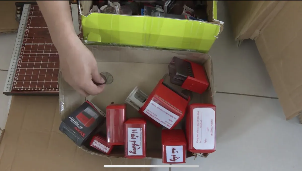 Bắt giam Phó Hiệu trưởng làm giả bằng tốt nghiệp THPT - Ảnh 3.
