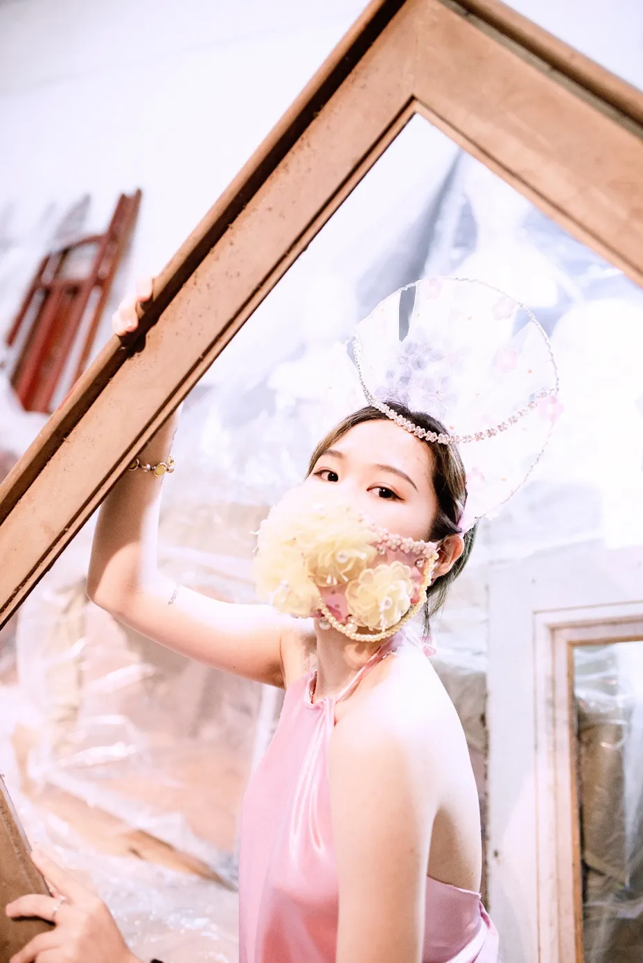 Ngỡ ngàng trước thiết kế khẩu trang của sinh viên Kiến trúc - Ảnh 9.
