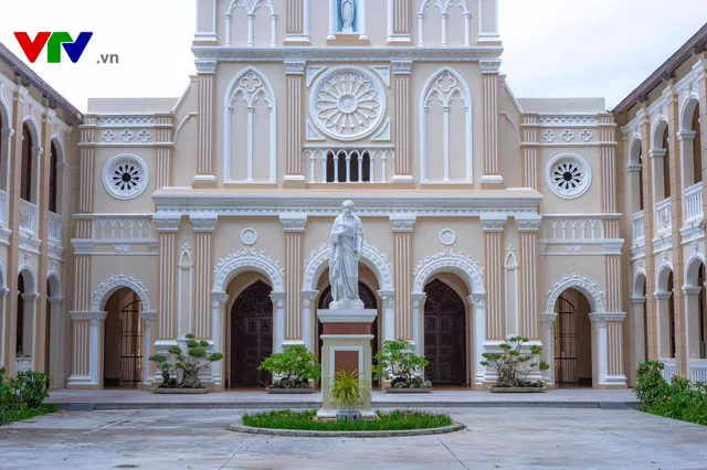 Tiểu chủng viện L&agrave;ng S&ocirc;ng - Đẹp đến sững sờ, đến một lần v&agrave; nhớ m&atilde;i - Ảnh 2.