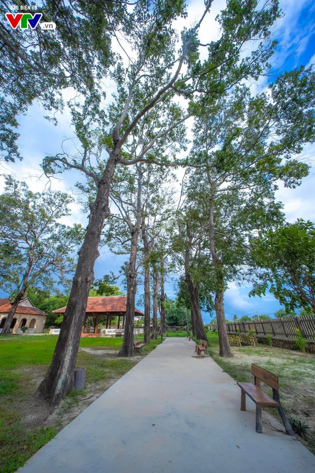 Tiểu chủng viện L&agrave;ng S&ocirc;ng - Đẹp đến sững sờ, đến một lần v&agrave; nhớ m&atilde;i - Ảnh 9.