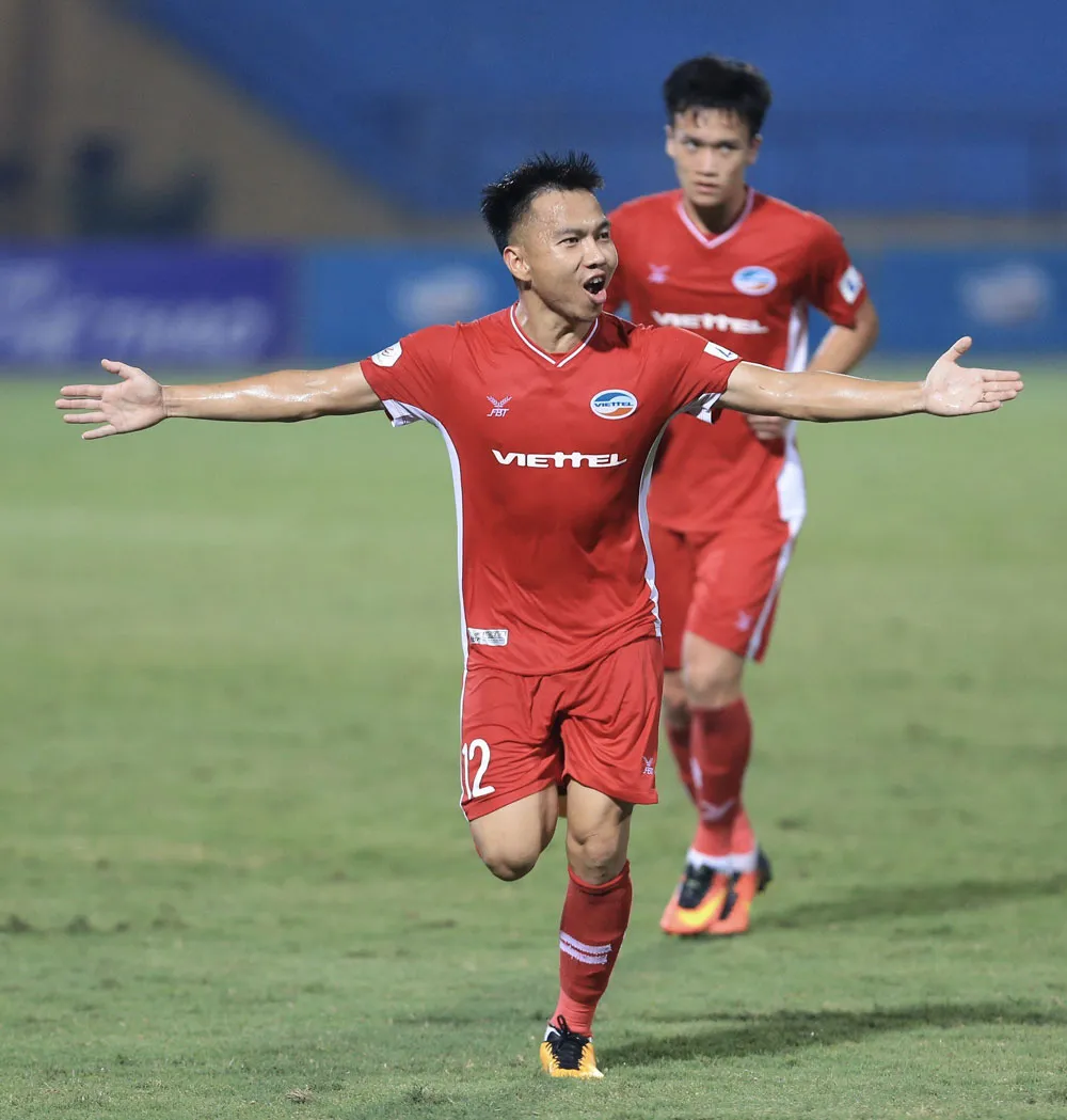 CLB TP Hồ Chí Minh - CLB Viettel: Thử thách bản lĩnh ứng viên (19h ngày 17/6) - Ảnh 4. CLB TP Hồ Chí Minh - CLB Viettel: Thử thách bản lĩnh ứng viên (19h ngày 17/6) - Ảnh 4.