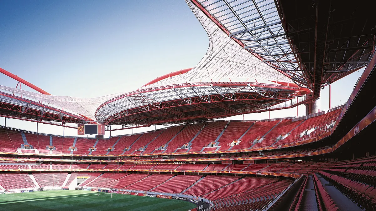 Champions League chốt lịch trở lại và cách thức thi đấu - Ảnh 1. Champions League chốt lịch trở lại và cách thức thi đấu - Ảnh 1.