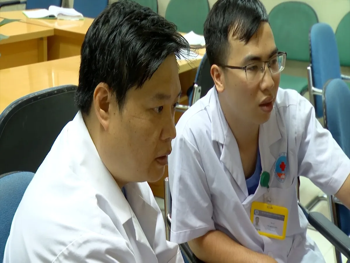 Nuốt tăm thủng ruột, cảnh báo thói quen ngậm tăm của người già - Ảnh 4. Nuốt tăm thủng ruột, cảnh báo thói quen ngậm tăm của người già - Ảnh 4.