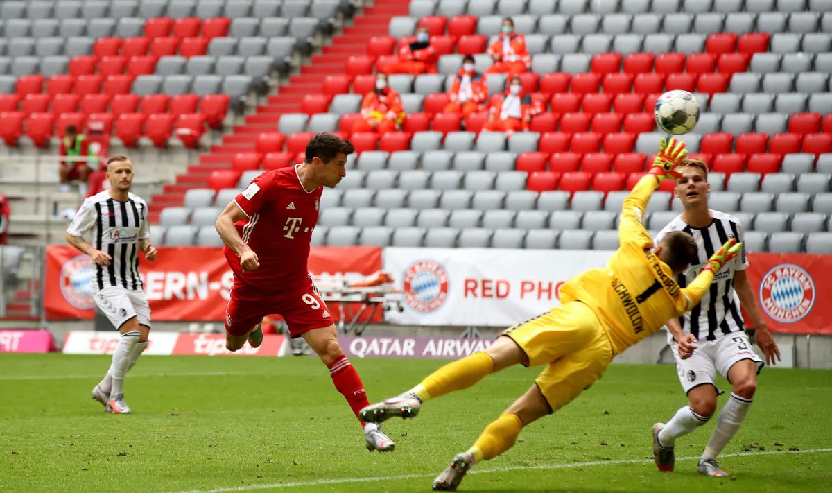 Lewandowski lập kỷ lục mới ở Bundesliga - Ảnh 2. Lewandowski lập kỷ lục mới ở Bundesliga - Ảnh 2.