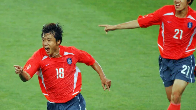 AFC đưa HLV Park Hang-seo lên trang nhất với hành trình lịch sử - Ảnh 3.