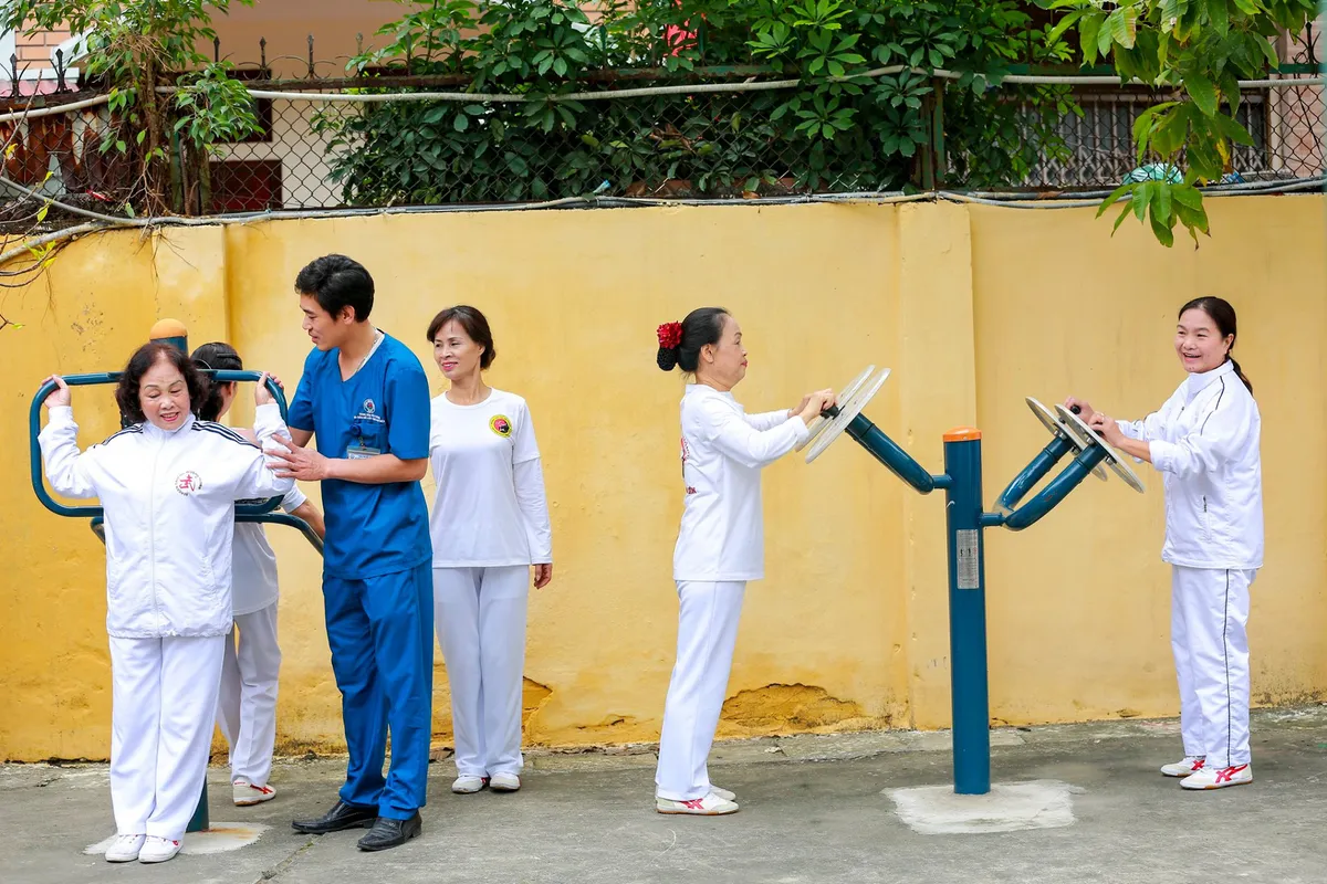 Chăm sóc sức khỏe kết hợp du lịch nghỉ dưỡng cho người cao tuổi - Ảnh 3. Chăm sóc sức khỏe kết hợp du lịch nghỉ dưỡng cho người cao tuổi - Ảnh 3.