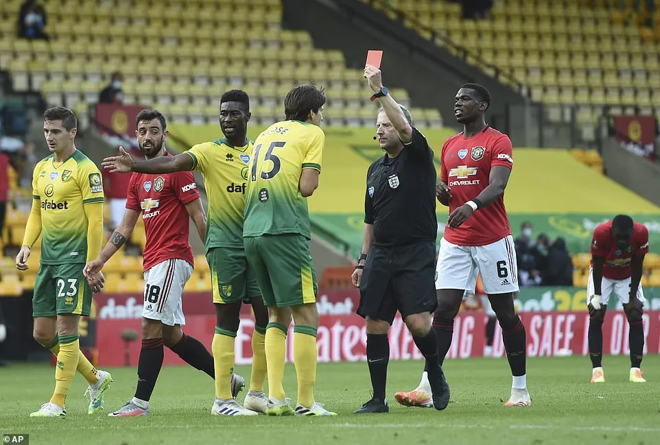 Norwich 0-1 Manchester United: 120 phút nghẹt thở - Ảnh 3. Norwich 0-1 Manchester United: 120 phút nghẹt thở - Ảnh 3.