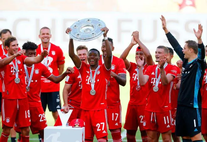 Wolfsburg 0-4 Bayern Munich: Bayern đăng quang trước khán đài trống vắng - Ảnh 5. Wolfsburg 0-4 Bayern Munich: Bayern đăng quang trước khán đài trống vắng - Ảnh 5.