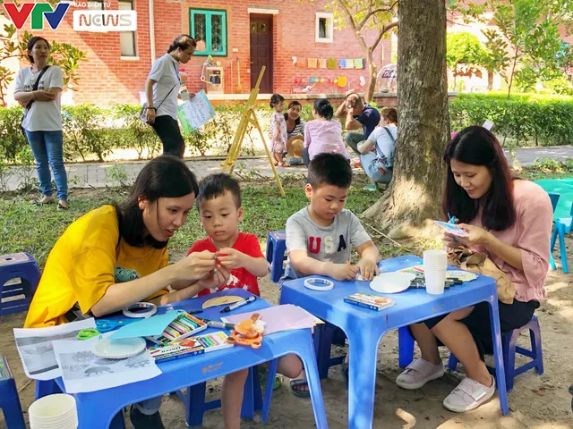 C&ugrave;ng em h&aacute;o hức: Lan toả văn ho&aacute; đọc trong c&aacute;c gia đ&igrave;nh Việt Nam - Ảnh 9.