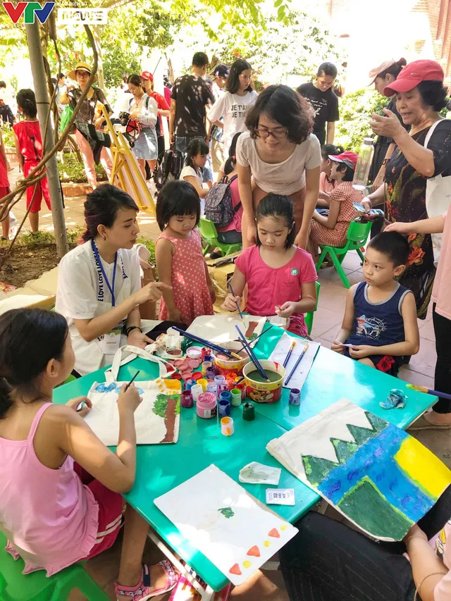 C&ugrave;ng em h&aacute;o hức: Lan toả văn ho&aacute; đọc trong c&aacute;c gia đ&igrave;nh Việt Nam - Ảnh 8.