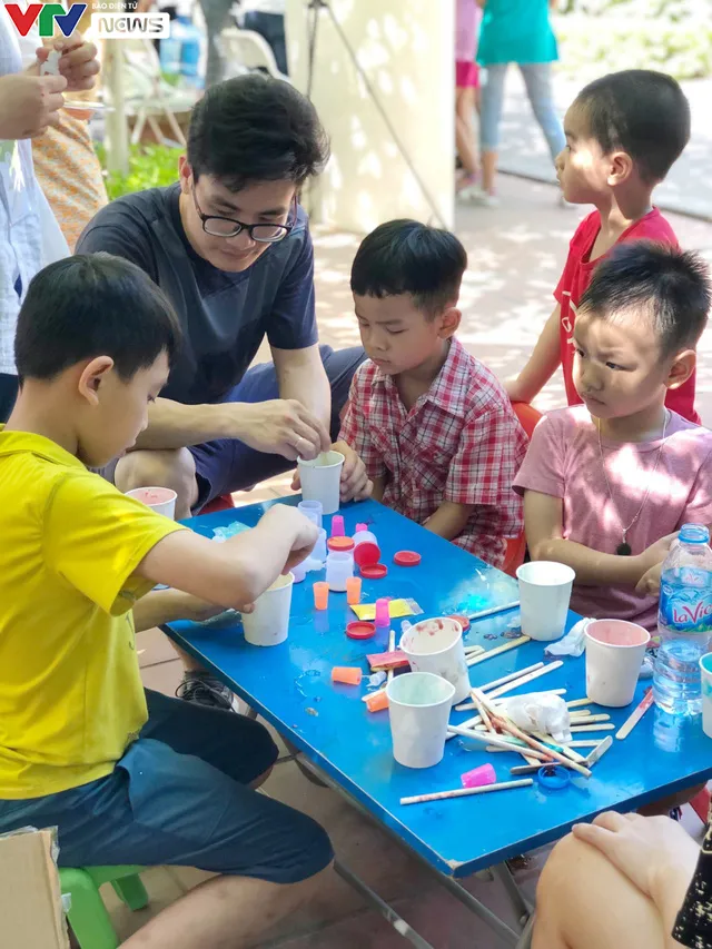 C&ugrave;ng em h&aacute;o hức: Lan toả văn ho&aacute; đọc trong c&aacute;c gia đ&igrave;nh Việt Nam - Ảnh 5.