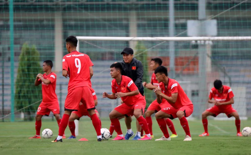 Các cầu thủ nỗ lực thể hiện khả năng trong buổi tập đầu tiên của ĐT U22 Việt Nam - Ảnh 6. Các cầu thủ nỗ lực thể hiện khả năng trong buổi tập đầu tiên của ĐT U22 Việt Nam - Ảnh 6.