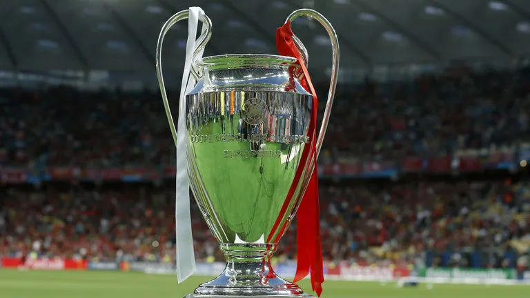 Số ca mắc COVID-19 ở Lisbon tăng, UEFA chưa có kế hoạch B cho Champions League - Ảnh 3. Số ca mắc COVID-19 ở Lisbon tăng, UEFA chưa có kế hoạch B cho Champions League - Ảnh 3.